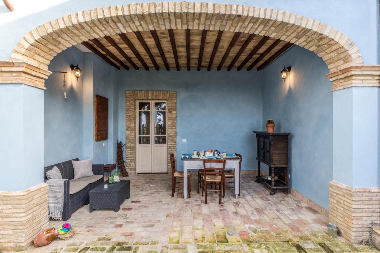 La Masseria Васто Екстериор снимка